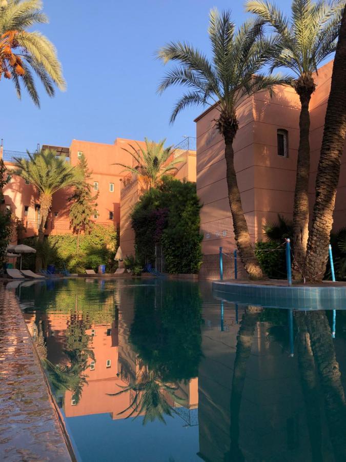 Riad Ramona Lqariya Seyaheya Marrakesh Luaran gambar